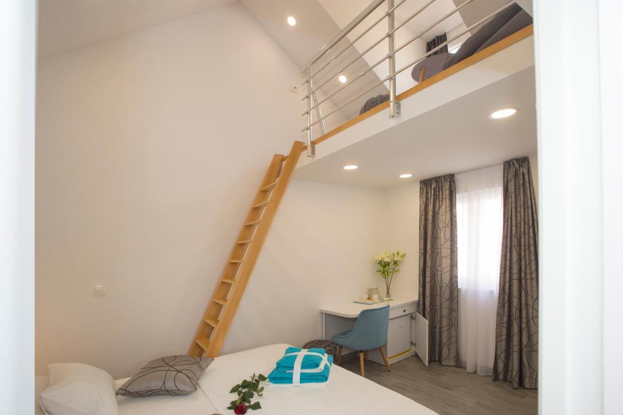 Central Old Town Rooms 1 Split Buitenkant foto