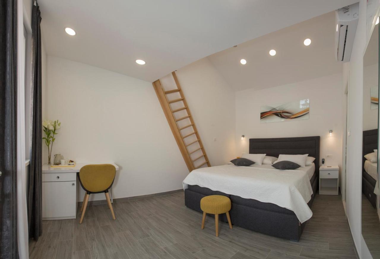 Central Old Town Rooms 1 Split Buitenkant foto