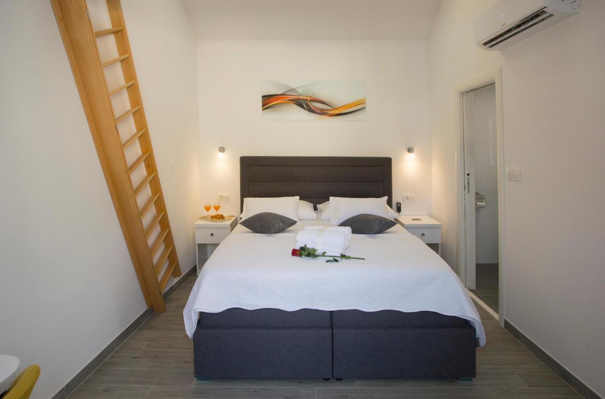 Central Old Town Rooms 1 Split Buitenkant foto